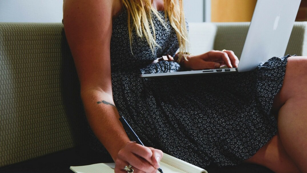 Women promoting jobs to great places